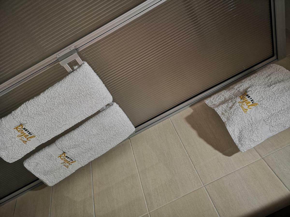 Hotel Royal Suite マニサレス エクステリア 写真